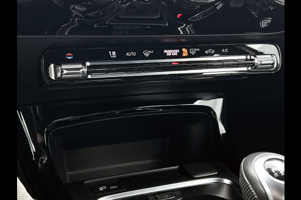 Mercedes-Benz A-Klasse 160 Business Solution | Lichtmetalen velgen | Navigatie |  Parking support | Inclusief 24 maanden MB Certified garantie voor Europa.