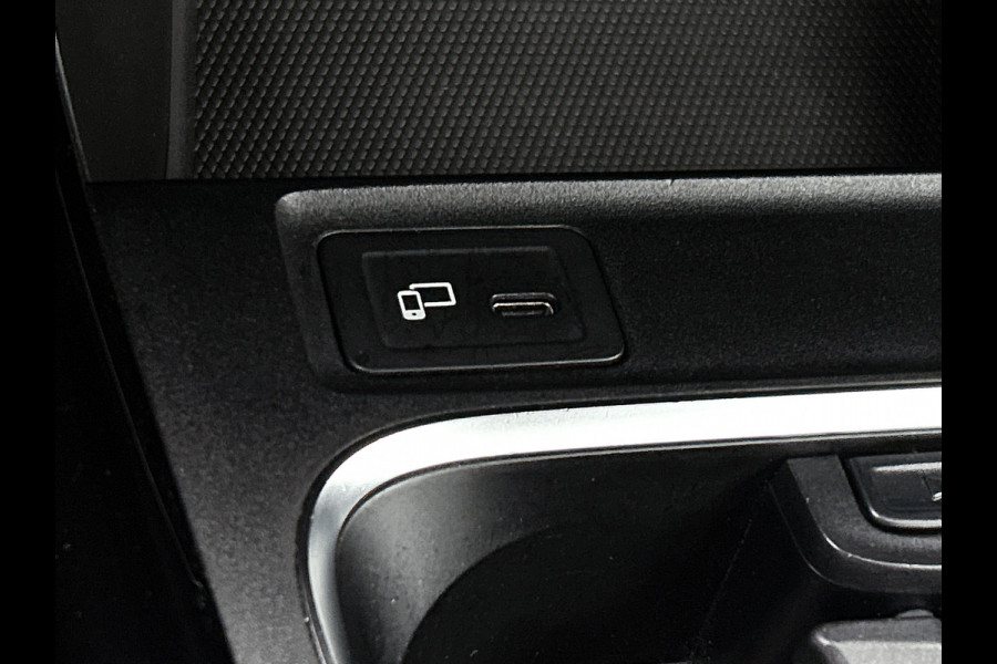 Mercedes-Benz A-Klasse 160 Business Solution | Lichtmetalen velgen | Navigatie |  Parking support | Inclusief 24 maanden MB Certified garantie voor Europa.
