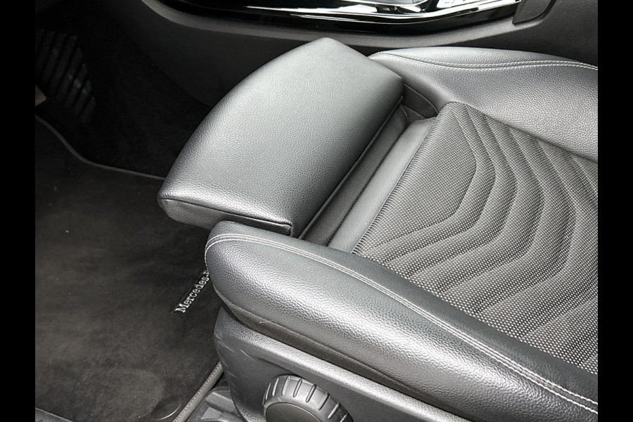 Mercedes-Benz A-Klasse 160 Business Solution | Lichtmetalen velgen | Navigatie |  Parking support | Inclusief 24 maanden MB Certified garantie voor Europa.