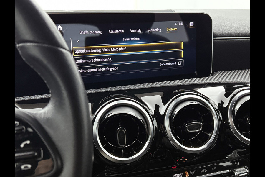 Mercedes-Benz A-Klasse 160 Business Solution | Lichtmetalen velgen | Navigatie |  Parking support | Inclusief 24 maanden MB Certified garantie voor Europa.