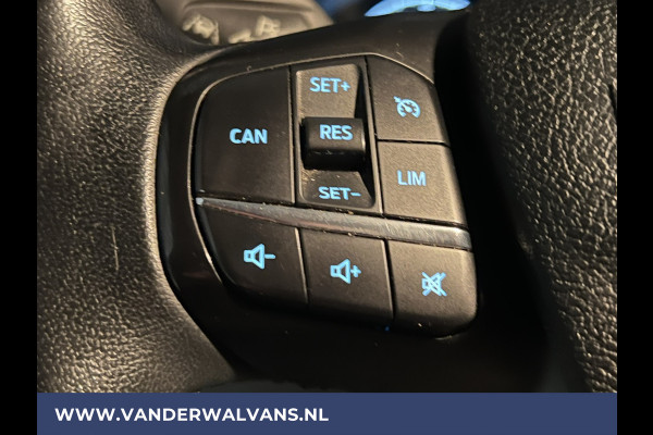 Ford Transit 2.0 TDCI 131pk L3H2 Euro6 Airco | Camera | Navigatie | Apple Carplay | LED | Cruisecontrol Parkeersensoren, Stoelverwarming, Verwarmde voorruit, Bijrijdersbank, 2500kg trekvermogen