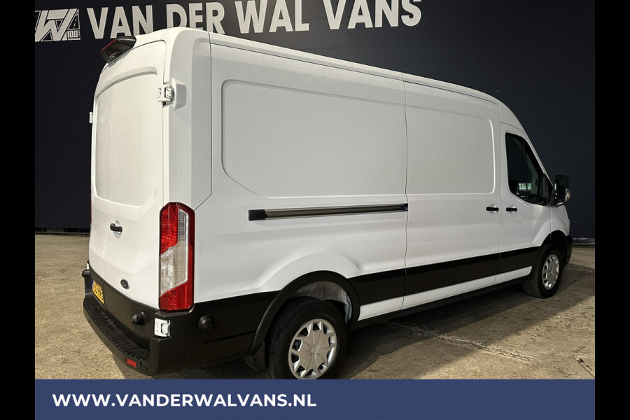 Ford Transit 2.0 TDCI 131pk L3H2 Euro6 Airco | Camera | Navigatie | Apple Carplay | LED | Cruisecontrol Parkeersensoren, Stoelverwarming, Verwarmde voorruit, Bijrijdersbank, 2500kg trekvermogen