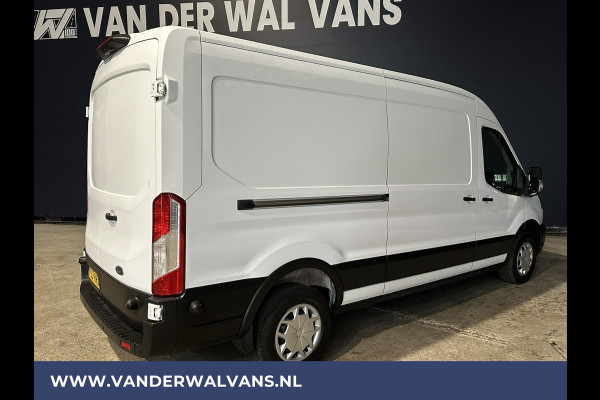 Ford Transit 2.0 TDCI 131pk L3H2 Euro6 Airco | Camera | Navigatie | Apple Carplay | LED | Cruisecontrol Parkeersensoren, Stoelverwarming, Verwarmde voorruit, Bijrijdersbank, 2500kg trekvermogen