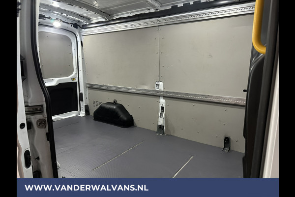 Ford Transit 2.0 TDCI 131pk L3H2 Euro6 Airco | Camera | Navigatie | Apple Carplay | LED | Cruisecontrol Parkeersensoren, Stoelverwarming, Verwarmde voorruit, Bijrijdersbank, 2500kg trekvermogen