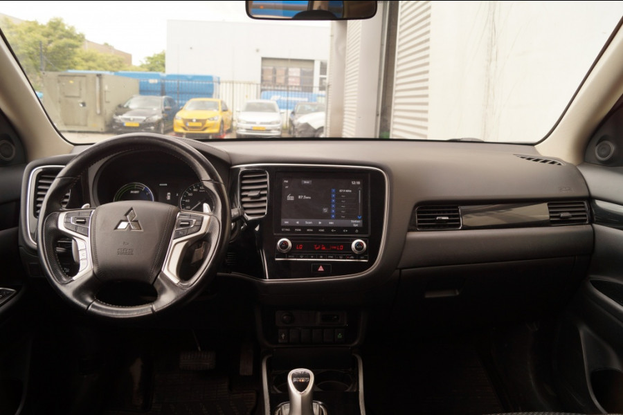 Mitsubishi Outlander 2.4 PHEV Automaat Pure -ECC-CAM-CRUISE-