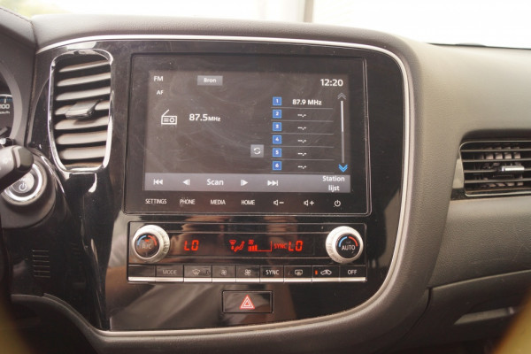 Mitsubishi Outlander 2.4 PHEV Automaat Pure -ECC-CAM-CRUISE-