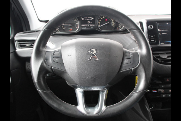 Peugeot 208 1.2 PureTech Allure Airco Cruise control Parkeersensoren achter LED Navigatie