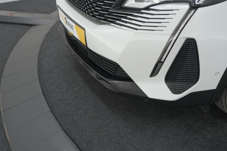 Peugeot 5008 PureTech 130 EAT8 GT Black Pack | Panoramadak | 360 Camera | FOCAL® | Adaptieve Cruise Control