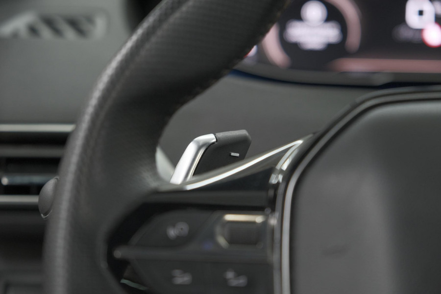 Peugeot 5008 PureTech 130 EAT8 GT Black Pack | Panoramadak | 360 Camera | FOCAL® | Adaptieve Cruise Control