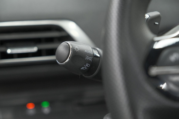 Peugeot 5008 PureTech 130 EAT8 GT Black Pack | Panoramadak | 360 Camera | FOCAL® | Adaptieve Cruise Control