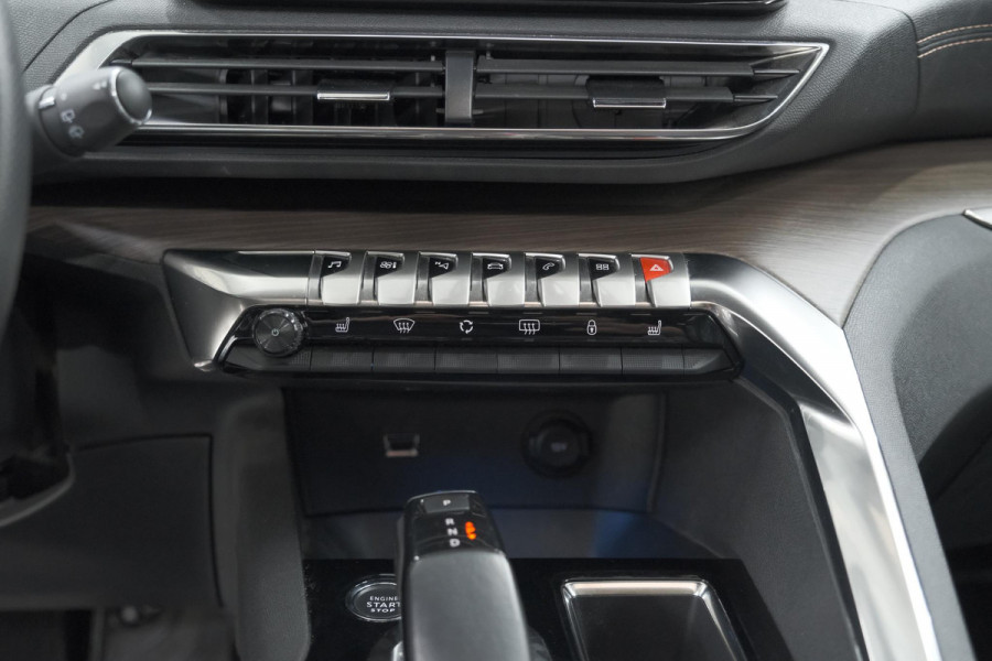 Peugeot 5008 PureTech 130 EAT8 GT Black Pack | Panoramadak | 360 Camera | FOCAL® | Adaptieve Cruise Control
