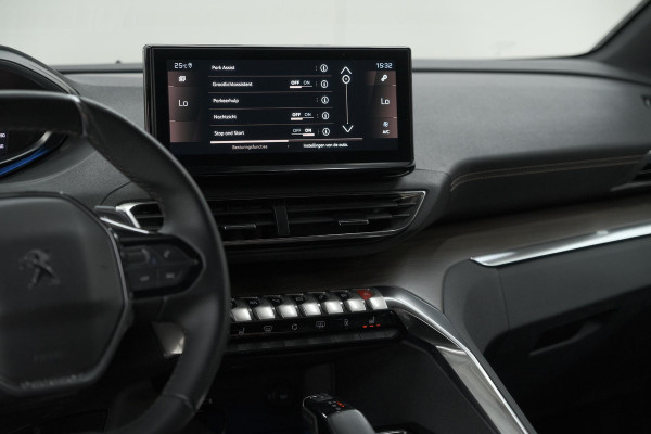 Peugeot 5008 PureTech 130 EAT8 GT Black Pack | Panoramadak | 360 Camera | FOCAL® | Adaptieve Cruise Control