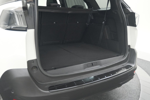 Peugeot 5008 PureTech 130 EAT8 GT Black Pack | Panoramadak | 360 Camera | FOCAL® | Adaptieve Cruise Control