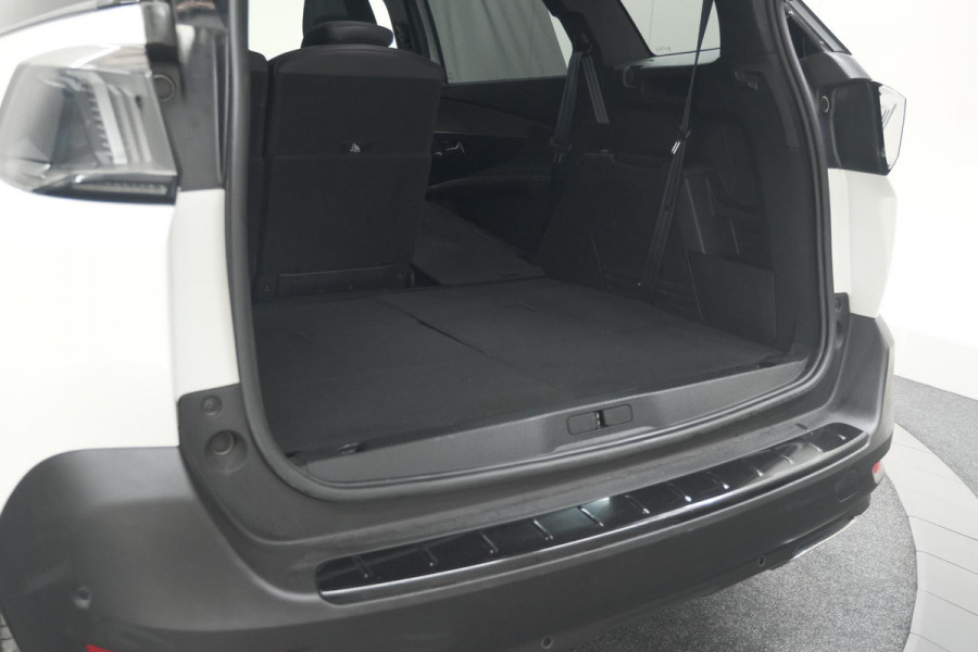 Peugeot 5008 PureTech 130 EAT8 GT Black Pack | Panoramadak | 360 Camera | FOCAL® | Adaptieve Cruise Control