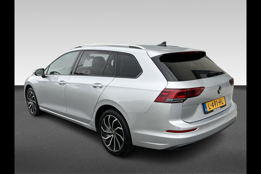 Volkswagen GOLF Variant 1.0 eTSI Life | automaat | virtual cockpit | adaptive cruise | LED | PDC | Apple Carplay/Android Auto