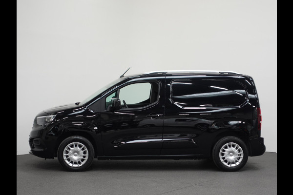 Opel Combo 1.5D L1H1 Edition Airco Navi PDC Achter App-connect DAB+ Trekhaak