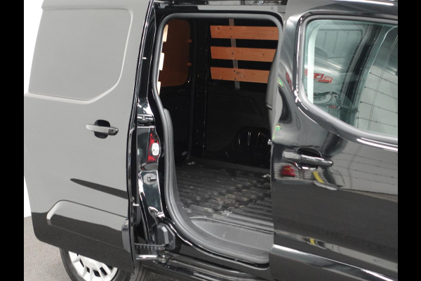 Opel Combo 1.5D L1H1 Edition Airco Navi PDC Achter App-connect DAB+ Trekhaak