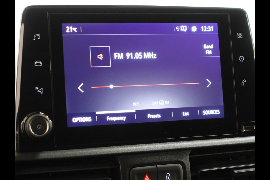 Opel Combo 1.5D L1H1 Edition Airco Navi PDC Achter App-connect DAB+ Trekhaak