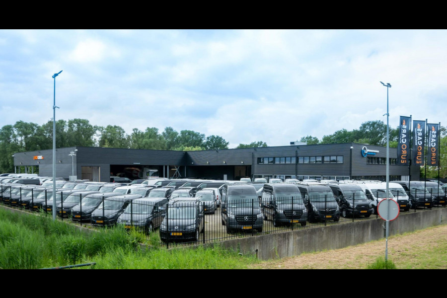 Renault Master T33 2.3 dCi 135 L2H2 BPM VRIJ! Airco Cruise control Parkeersensoren Navigatie Trekhaak