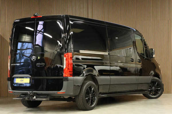 Mercedes-Benz Sprinter 2.2 CDI L2H1 | MBUX | Camera | CarPlay | Lederen bekleding | Stoelverwarming | Navigatie | Trekhaak | Betimmering | Treeplanken | 18'' Sportvelgen | Nieuwe APK