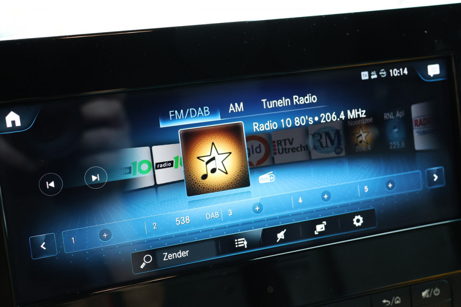 Mercedes-Benz Sprinter 2.2 CDI L2H1 | MBUX | Camera | CarPlay | Lederen bekleding | Stoelverwarming | Navigatie | Trekhaak | Betimmering | Treeplanken | 18'' Sportvelgen | Nieuwe APK