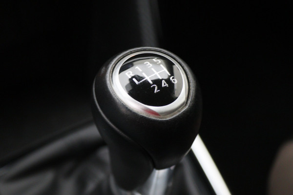Mazda 2 1.5 Skyactiv-G Comfort LED, Apple Carplay, Stoelverwarming, Lane Assist, PDC
