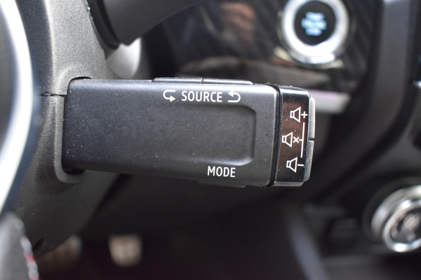 Renault Arkana 1.6 E-Tech Hybrid 145 R.S. Line / Keyless / Automaat / Trekhaak / 18'' LM / Parkeerhulp / Leder / LED