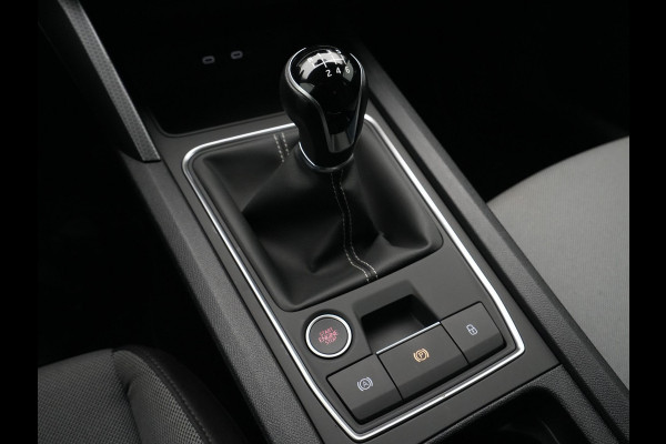 Seat Leon 1.0 TSI 110pk Style Business Intense Navigatie Pdc Clima Acc 318