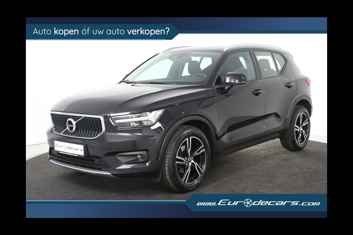Volvo XC40 1.5 T3 Momentum Pro *1ste Eigenaar*R-Design*Navigatie* Volvo XC40 1.5 T3 Momentum Pro *1ste Eigenaar*R-Design*Navigatie*