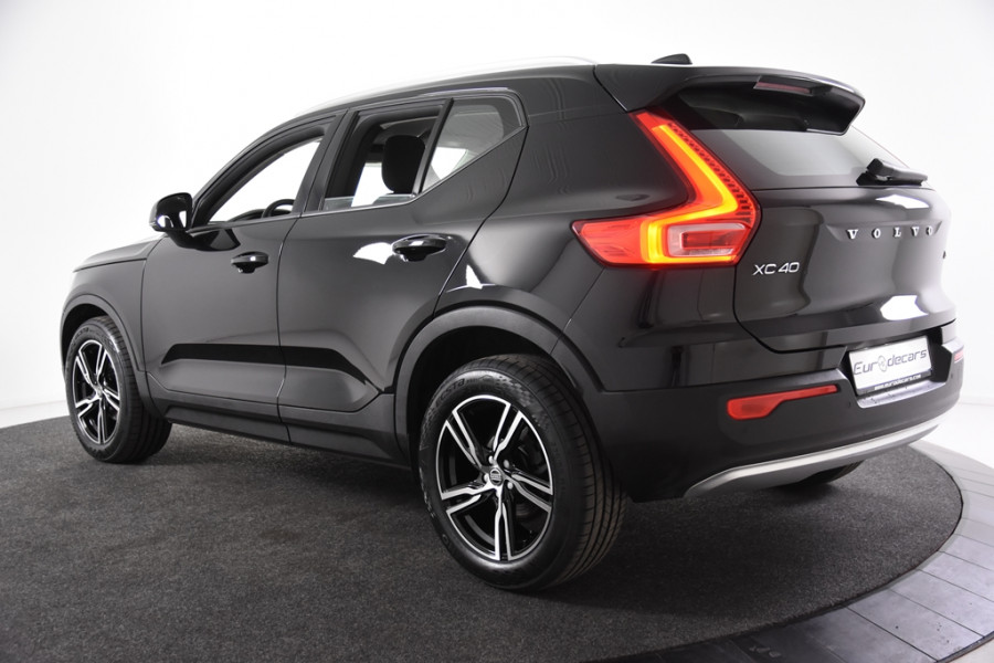 Volvo XC40 1.5 T3 Momentum Pro *1ste Eigenaar*R-Design*Navigatie*