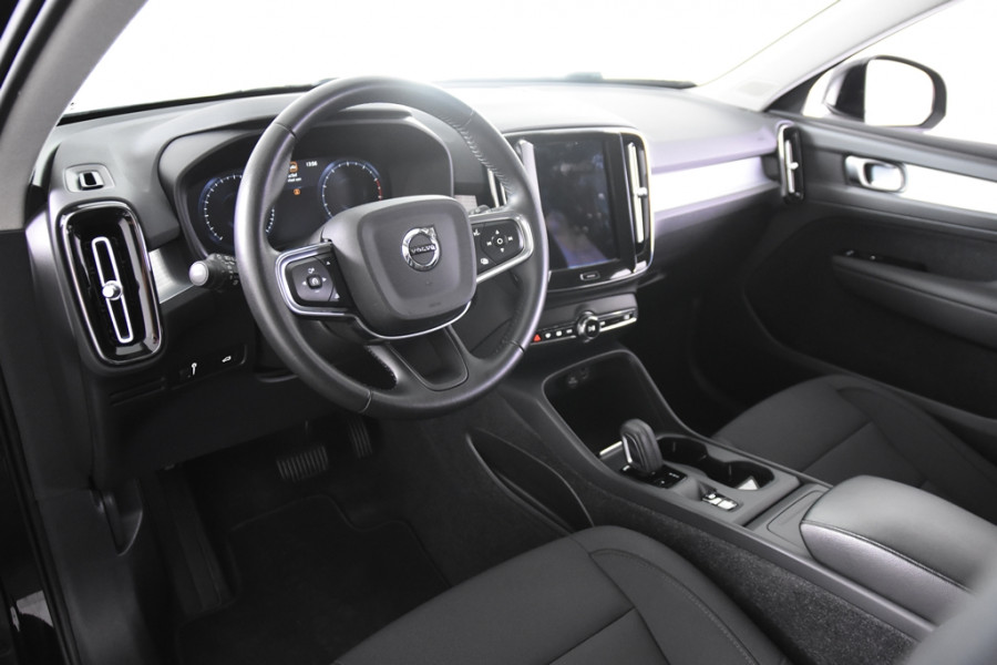 Volvo XC40 1.5 T3 Momentum Pro *1ste Eigenaar*R-Design*Navigatie*