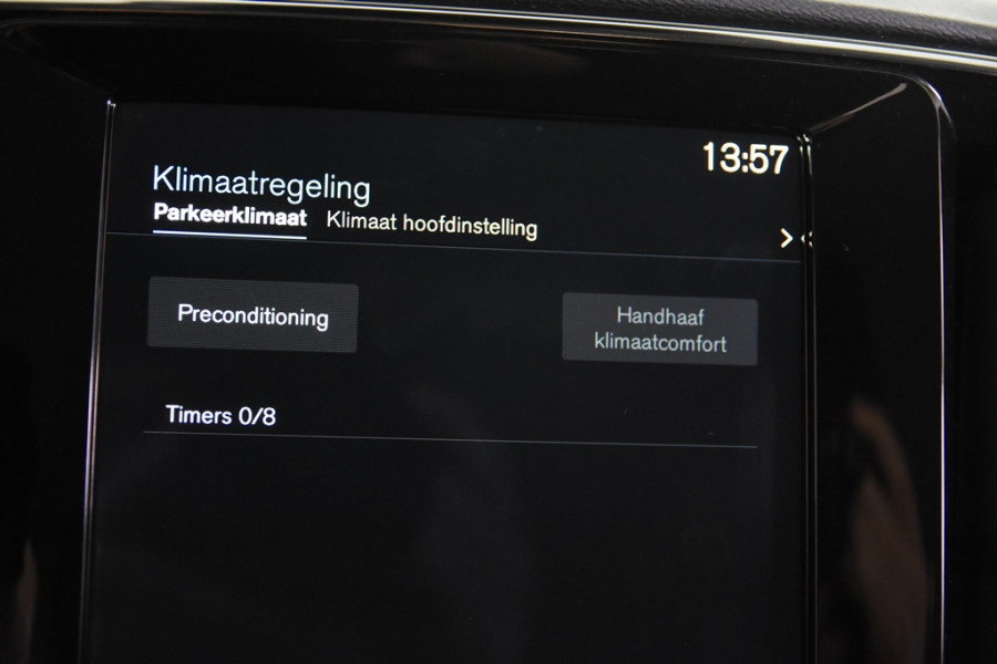 Volvo XC40 1.5 T3 Momentum Pro *1ste Eigenaar*R-Design*Navigatie*