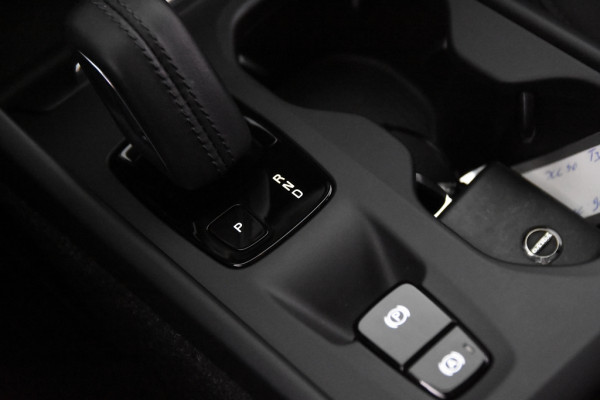 Volvo XC40 1.5 T3 Momentum Pro *1ste Eigenaar*R-Design*Navigatie*
