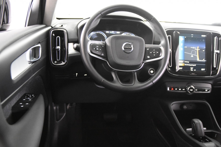 Volvo XC40 1.5 T3 Momentum Pro *1ste Eigenaar*R-Design*Navigatie*
