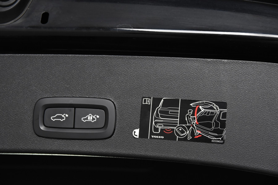 Volvo XC40 1.5 T3 Momentum Pro *1ste Eigenaar*R-Design*Navigatie*