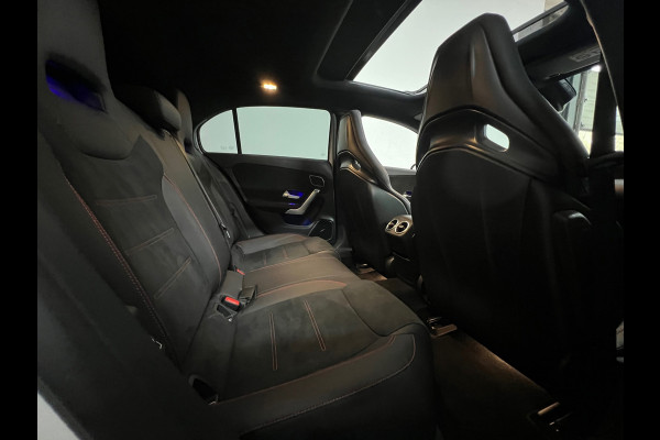 Mercedes-Benz A-Klasse AMG 35 4MATIC Night | FULL Option | Aero Pack | Performance Seats | Pano | Burmester | 360 Camera | Ambient
