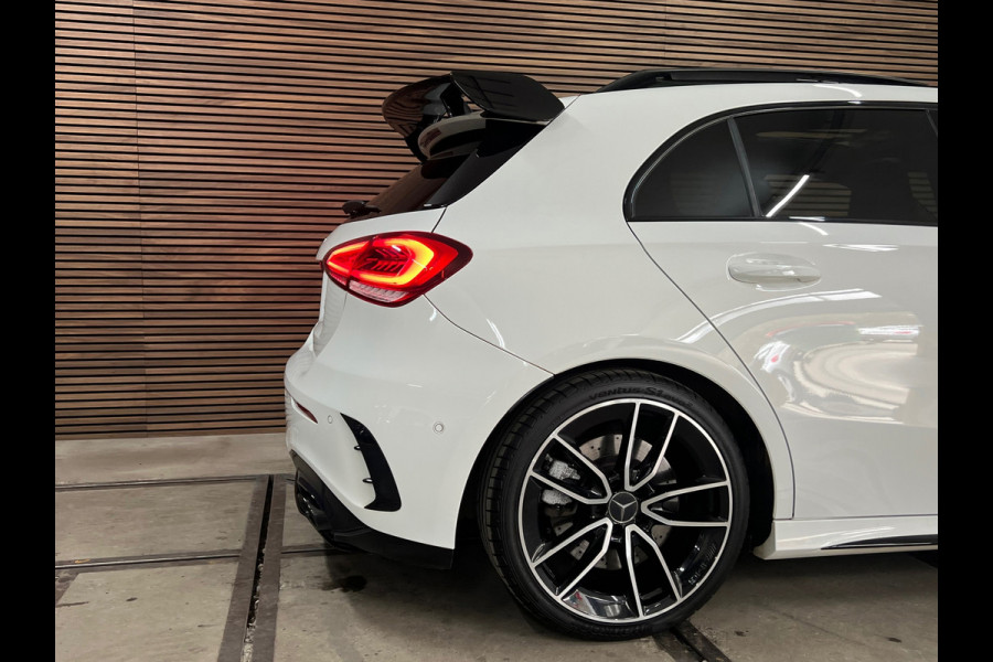 Mercedes-Benz A-Klasse AMG 35 4MATIC Night | FULL Option | Aero Pack | Performance Seats | Pano | Burmester | 360 Camera | Ambient