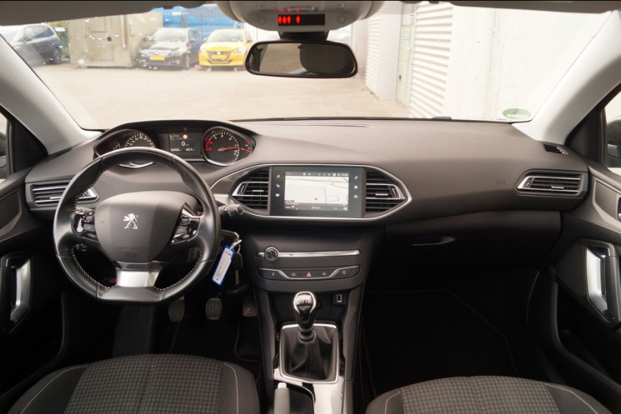 Peugeot 308 SW 1.5 BlueHDi 130pk Executive -PANO-NAVI-ECC-PDC-