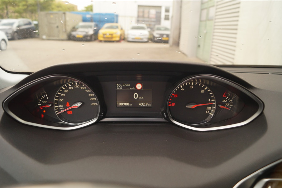 Peugeot 308 SW 1.5 BlueHDi 130pk Executive -PANO-NAVI-ECC-PDC-