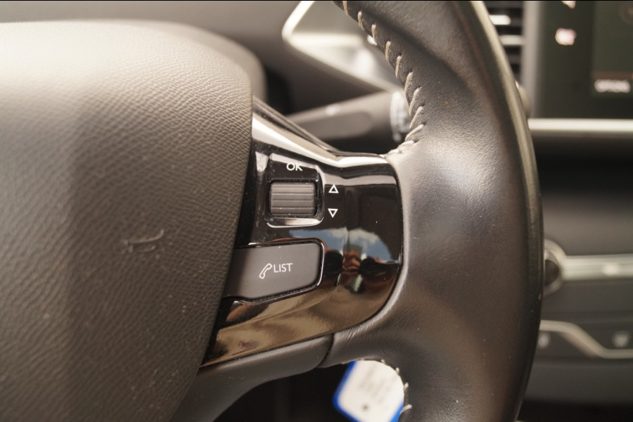 Peugeot 308 SW 1.5 BlueHDi 130pk Executive -PANO-NAVI-ECC-PDC-