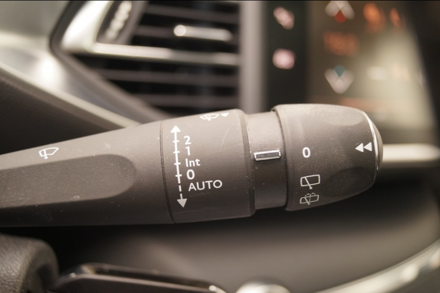 Peugeot 308 SW 1.5 BlueHDi 130pk Executive -PANO-NAVI-ECC-PDC-