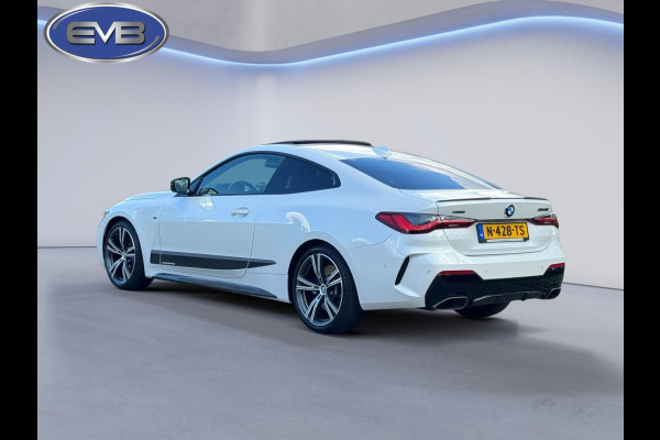 BMW 4 Serie Coupé M440i xDrive 374 pk High Executive, schuifdak, 1e eigenaar, NL auto met nationale auto pas