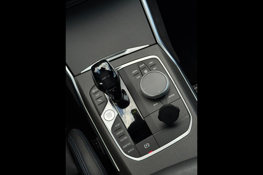 BMW 4 Serie Coupé M440i xDrive 374 pk High Executive, schuifdak, 1e eigenaar, NL auto met nationale auto pas
