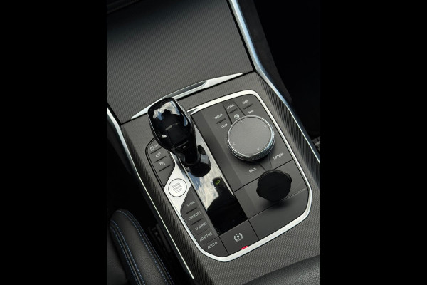 BMW 4 Serie Coupé M440i xDrive 374 pk High Executive, schuifdak, 1e eigenaar, NL auto met nationale auto pas