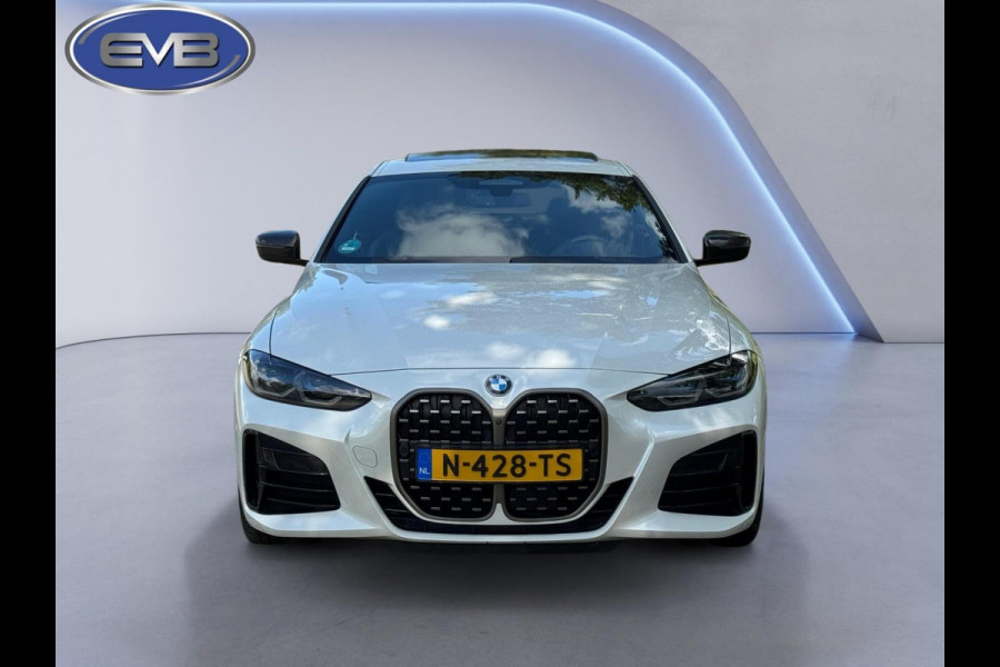 BMW 4 Serie Coupé M440i xDrive 374 pk High Executive, schuifdak, 1e eigenaar, NL auto met nationale auto pas