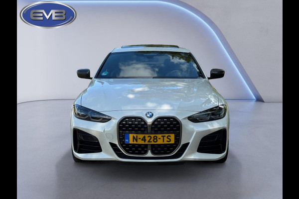 BMW 4 Serie Coupé M440i xDrive 374 pk High Executive, schuifdak, 1e eigenaar, NL auto met nationale auto pas