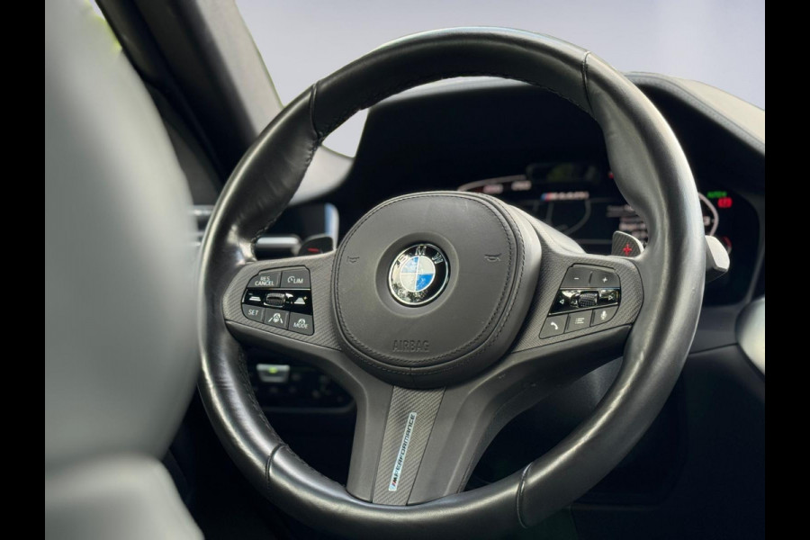 BMW 4 Serie Coupé M440i xDrive 374 pk High Executive, schuifdak, 1e eigenaar, NL auto met nationale auto pas