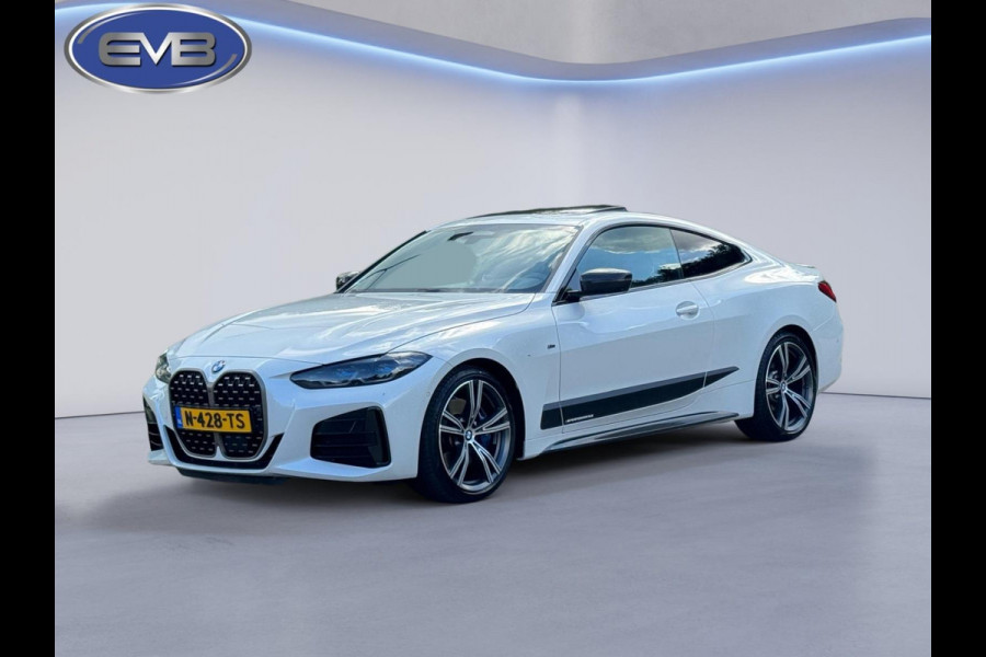BMW 4 Serie Coupé M440i xDrive 374 pk High Executive, schuifdak, 1e eigenaar, NL auto met nationale auto pas