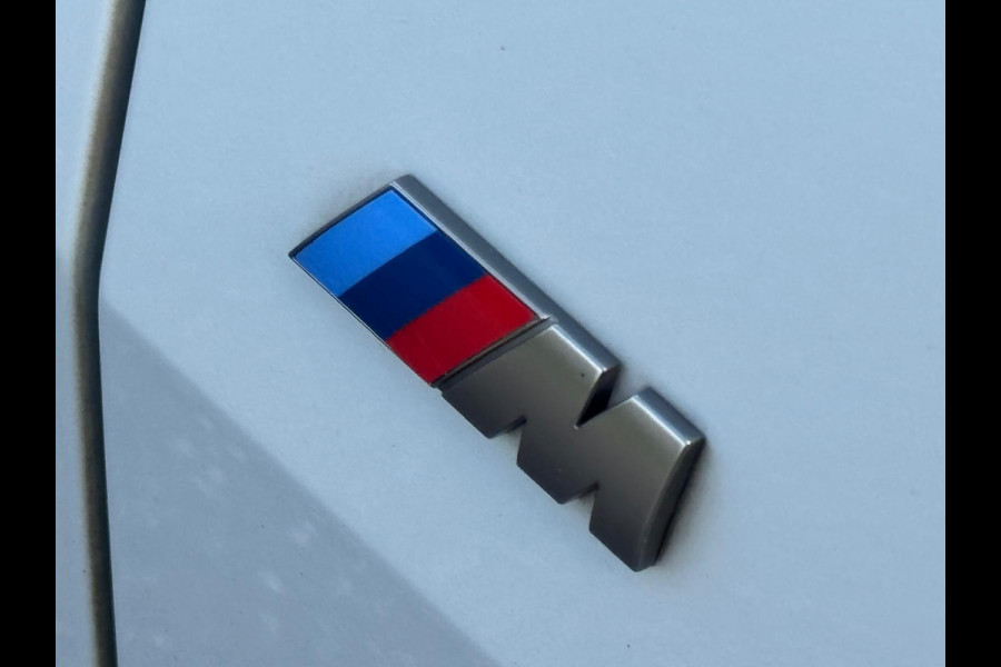 BMW 4 Serie Coupé M440i xDrive 374 pk High Executive, schuifdak, 1e eigenaar, NL auto met nationale auto pas