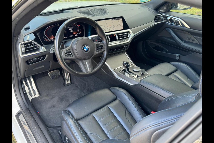 BMW 4 Serie Coupé M440i xDrive 374 pk High Executive, schuifdak, 1e eigenaar, NL auto met nationale auto pas